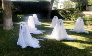 4.	Ghosts: Halloween is one time when ghosts are considered positive feng shui